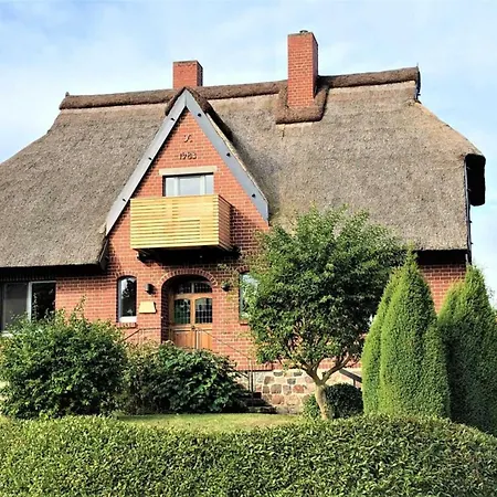 Pommernhof Am Stettiner Haff *